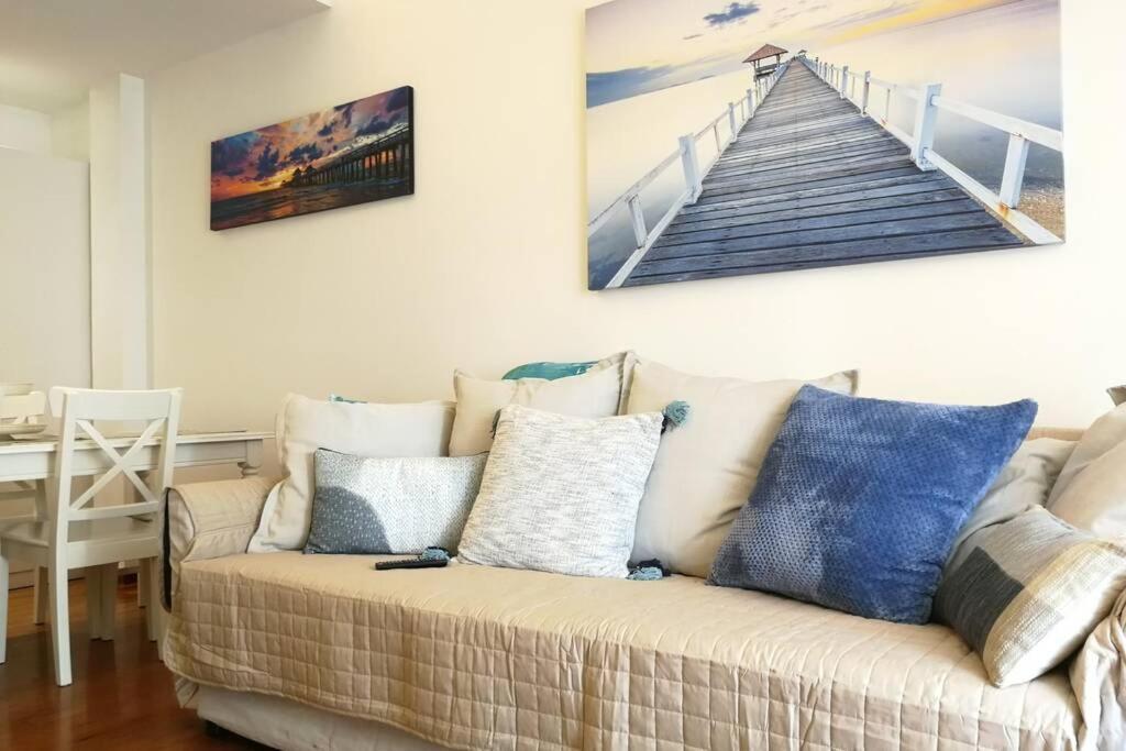 Marci's Apartment Rom